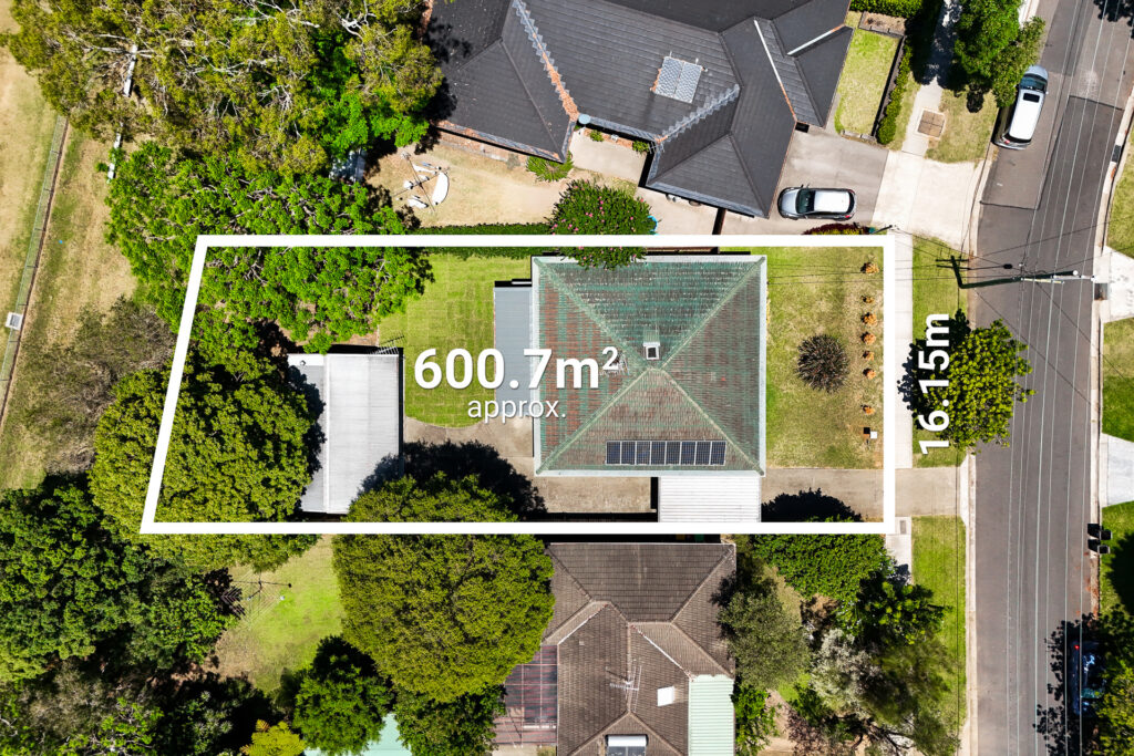 Sold - 14 Neptune Street - New Property in Dundas Valley - Real Estate by Brad Panayiotou