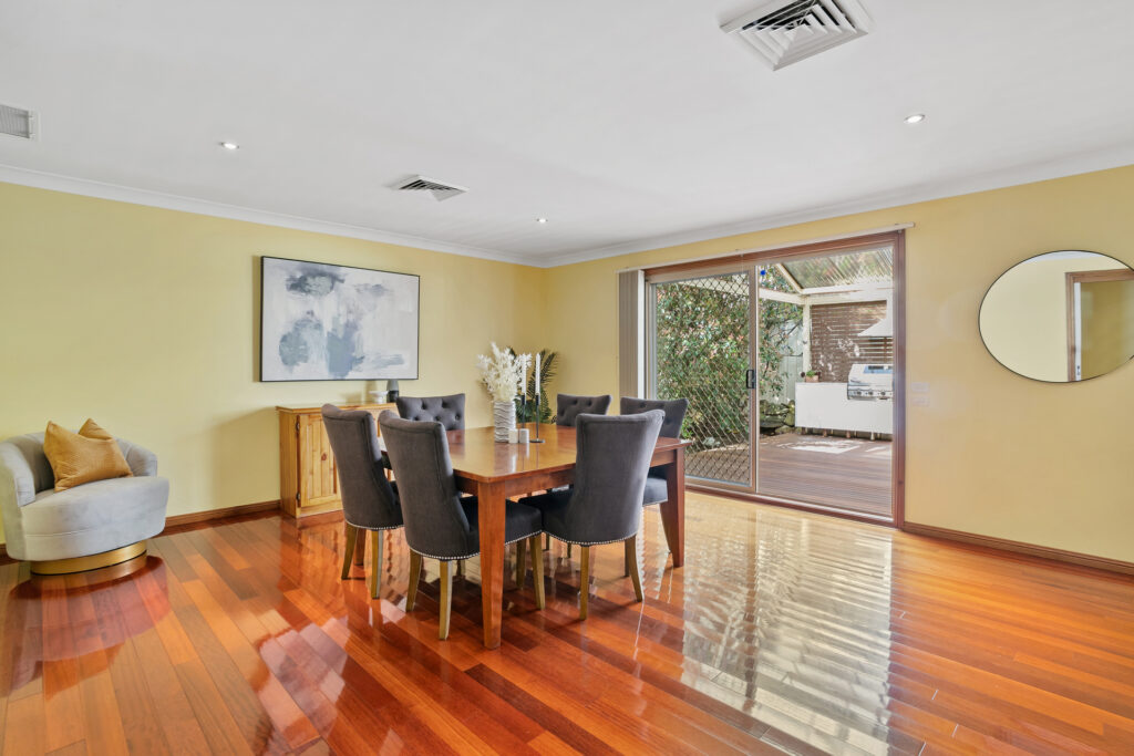 6 Capizzi Place, Castle Hill NSW 2154 - photo 4