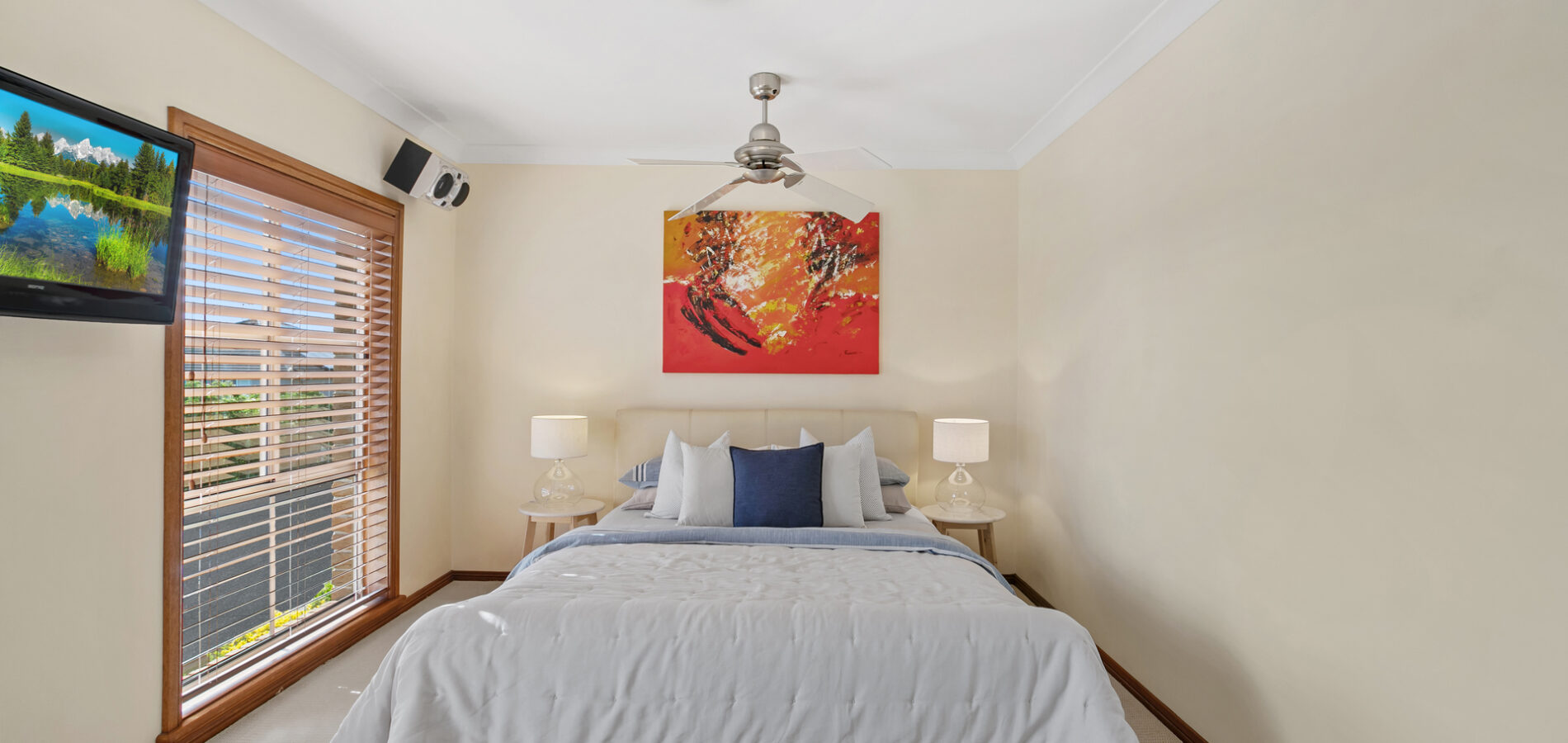 6 Capizzi Place, Castle Hill NSW 2154 - photo 8