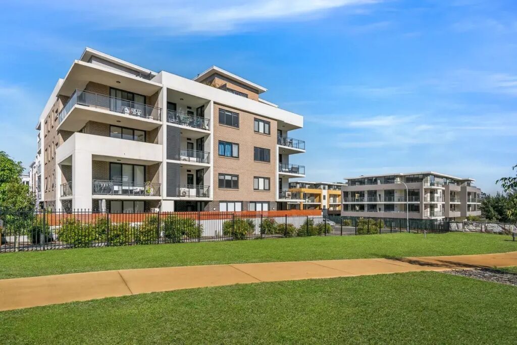 202/4 Gerbera Place, Kellyville