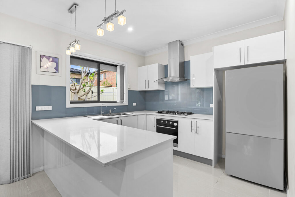 5b Carinya Road, Girraween NSW 2145 - photo 5