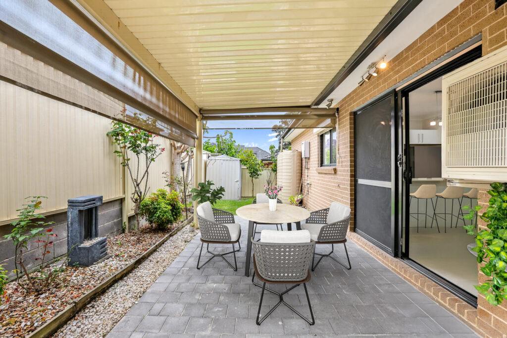 5b Carinya Road, Girraween NSW 2145 - photo 6