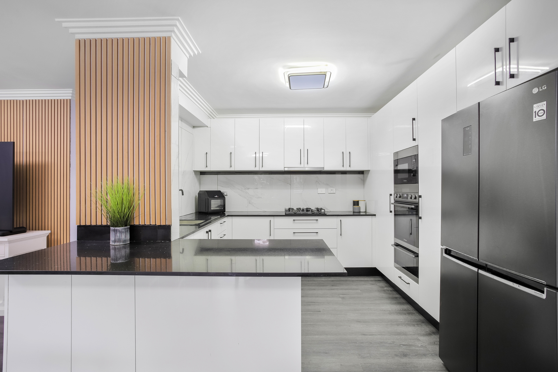 106/91A Bridge Road, Westmead NSW 2145 - photo 5