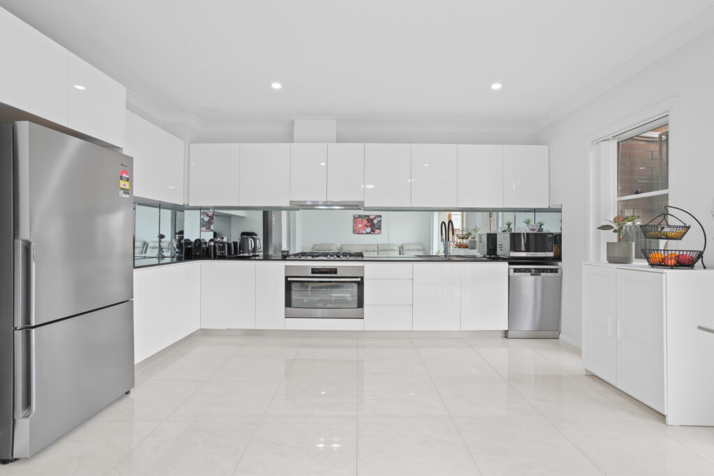 5/21 Carinya Road, Girraween NSW 2145 - photo 3
