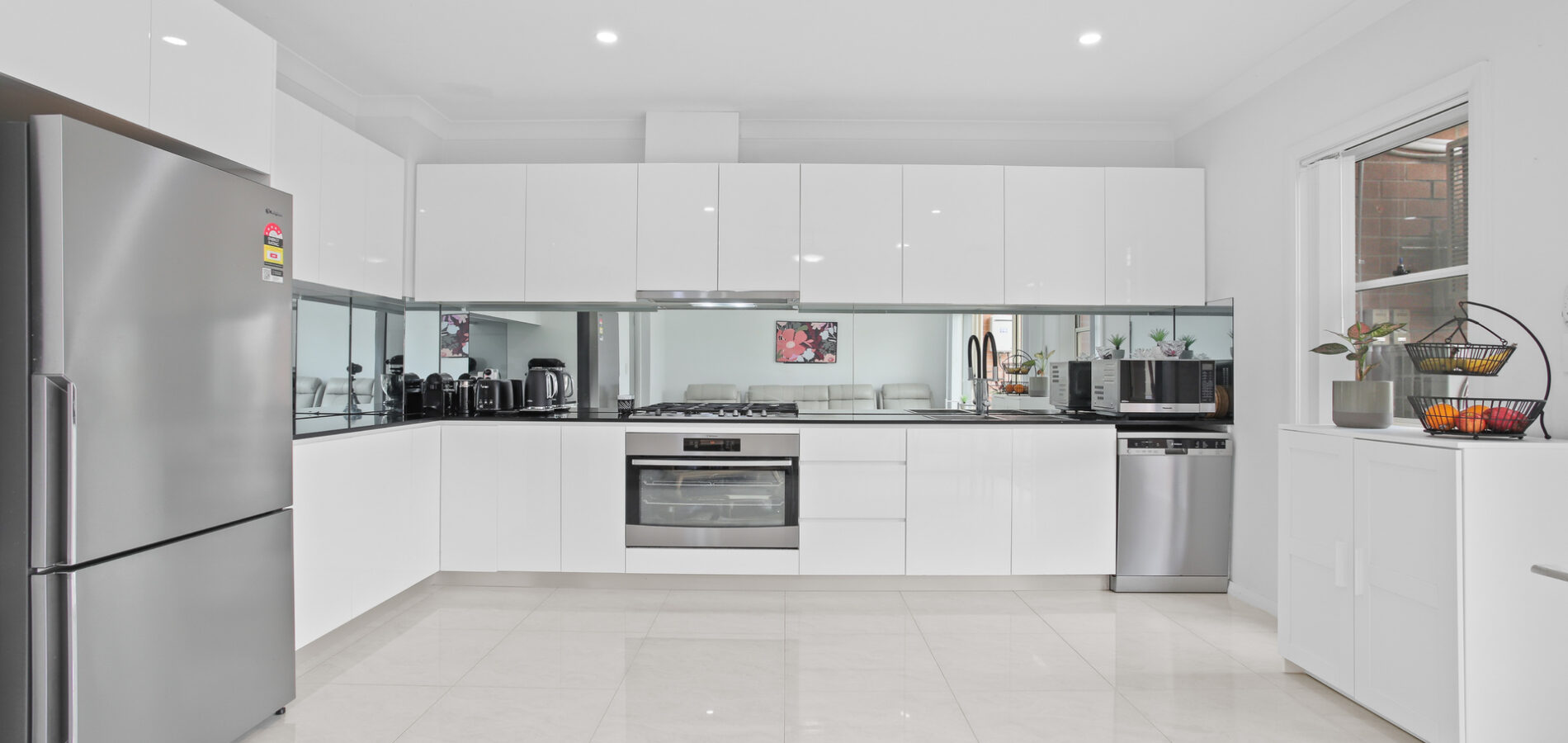 5/21 Carinya Road, Girraween NSW 2145 - photo 3