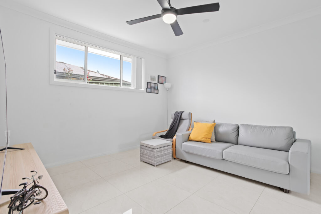 5/21 Carinya Road, Girraween NSW 2145 - photo 4