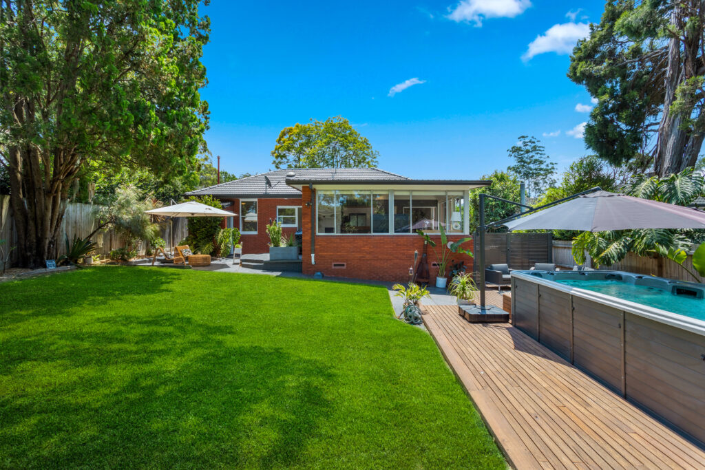 13 Ula Crescent, Baulkham Hills NSW 2153 - photo 14