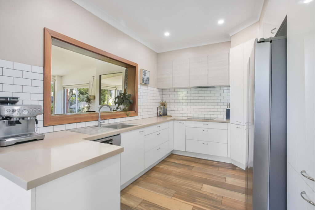 13 Ula Crescent, Baulkham Hills NSW 2153 - photo 4