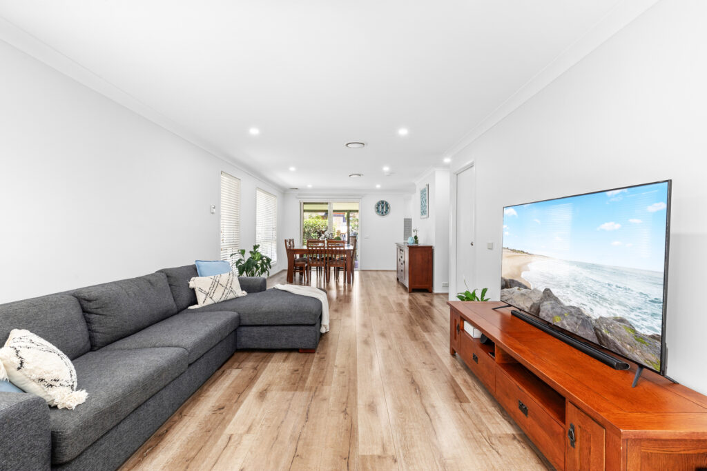 41 Tree Top Circuit, Quakers Hill NSW 2763 - photo 2