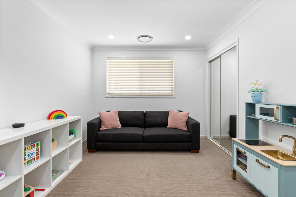 41 Tree Top Circuit, Quakers Hill NSW 2763 - photo 15