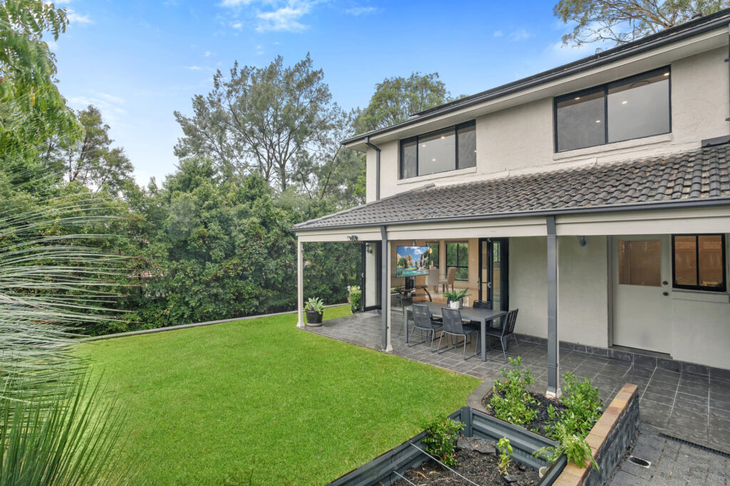 Sold - 32 Powys Circuit - New Property in Castle Hill - Real Estate by David Choy
