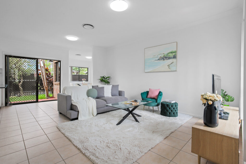 2A Rhonda Street, Pendle Hill NSW 2145 - photo 2