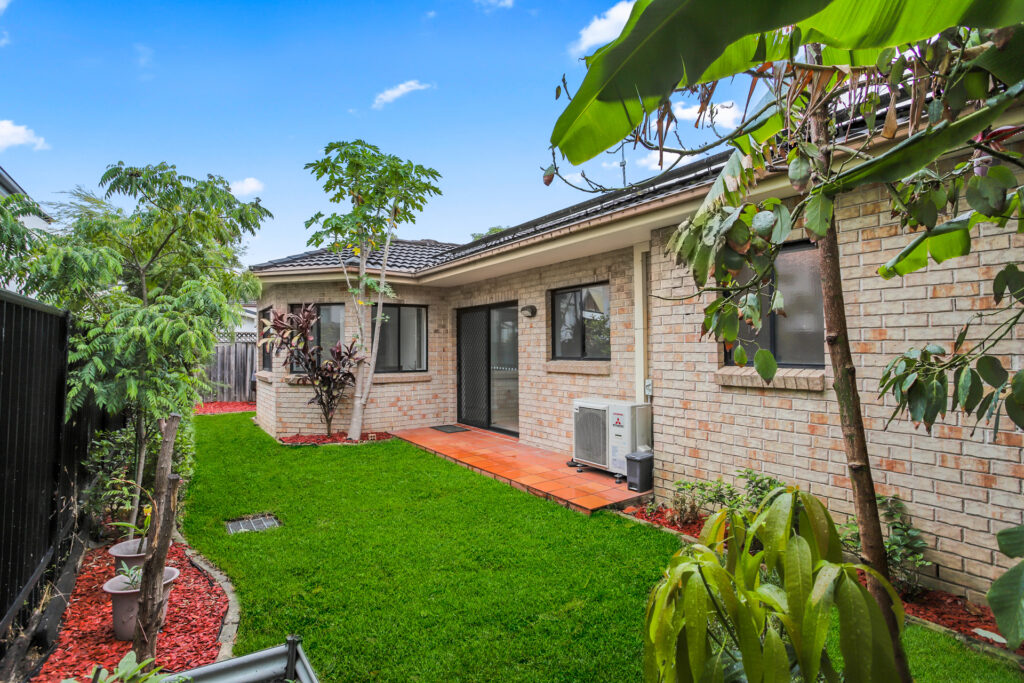 2A Rhonda Street, Pendle Hill NSW 2145 - photo 11