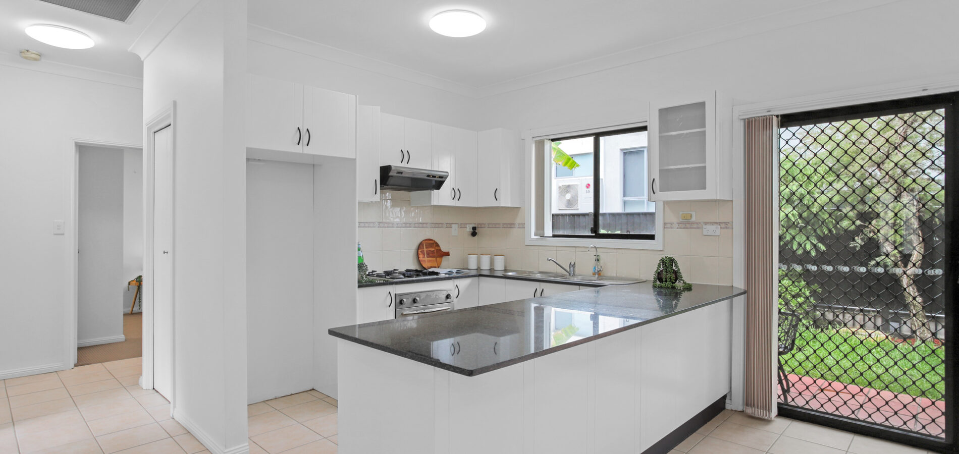 2A Rhonda Street, Pendle Hill NSW 2145 - photo 5