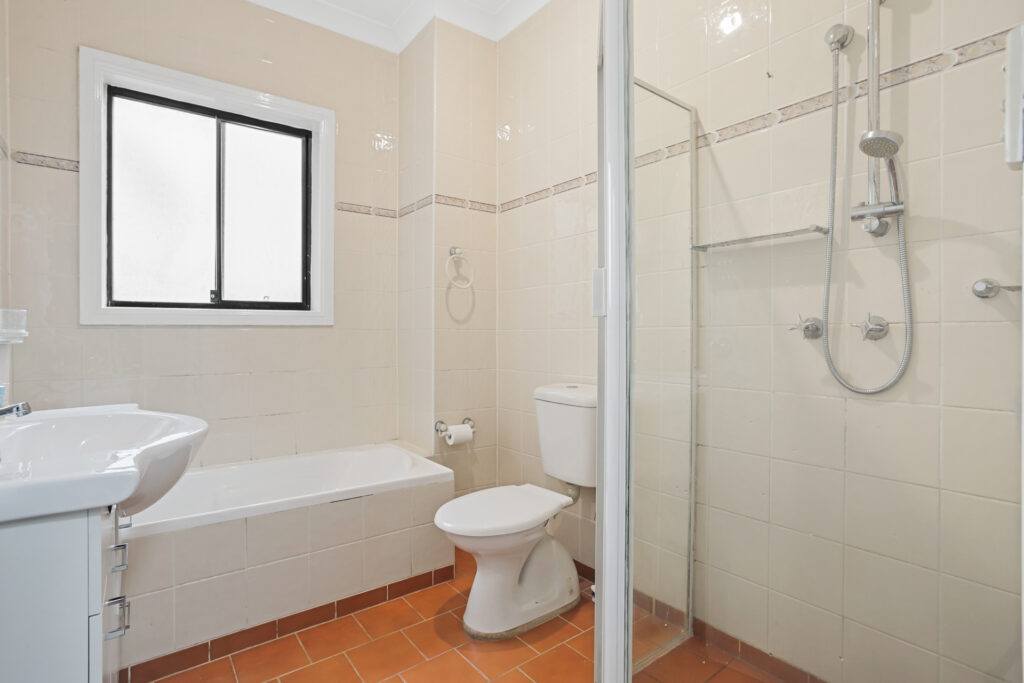 2A Rhonda Street, Pendle Hill NSW 2145 - photo 9