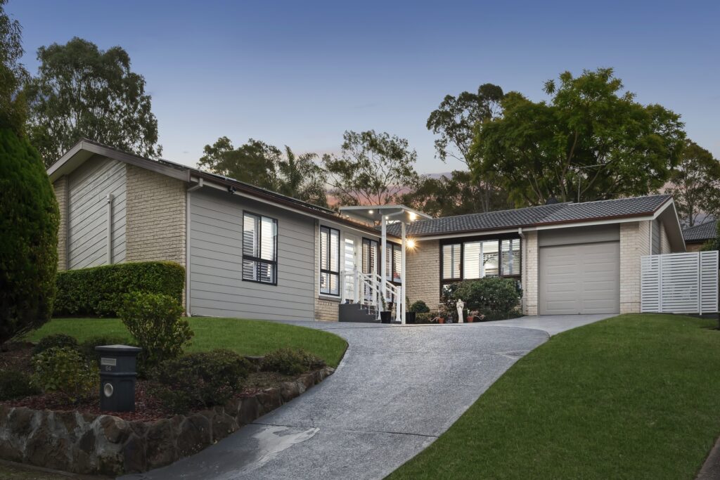 Sold - 64 Whitby Road - New Property in Kings Langley - Real Estate by Kim McChlery