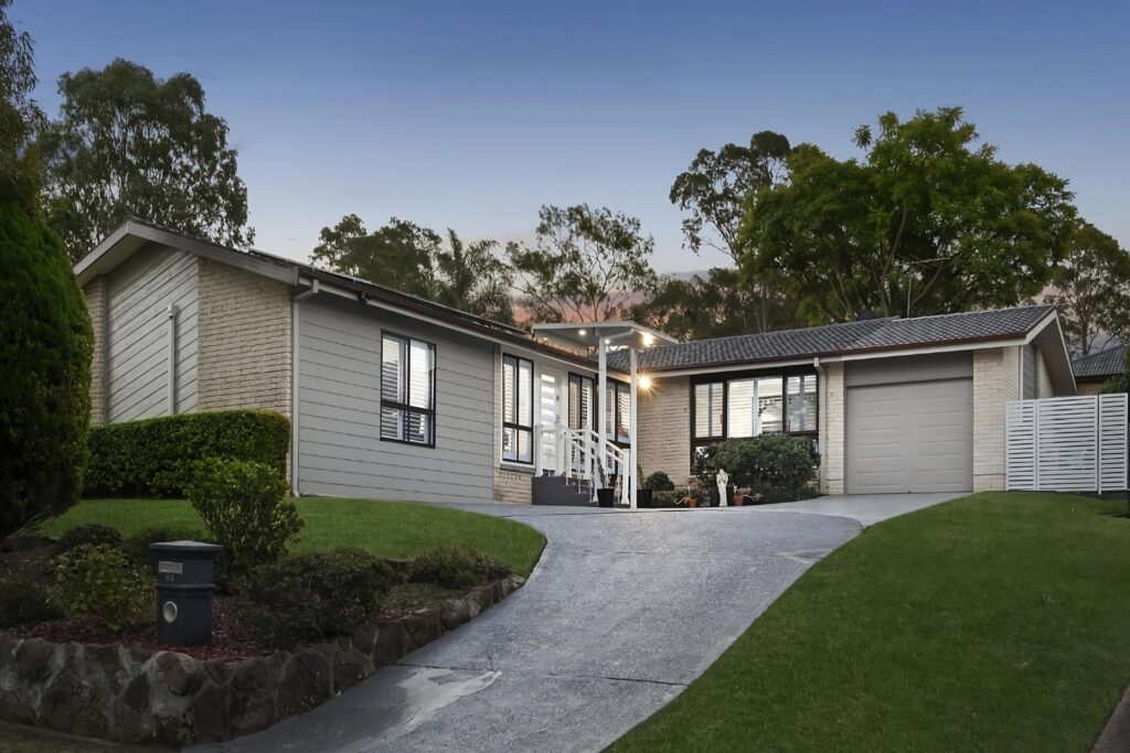 Sold - 64 Whitby Road - New Property in Kings Langley - Real Estate by Kim McChlery