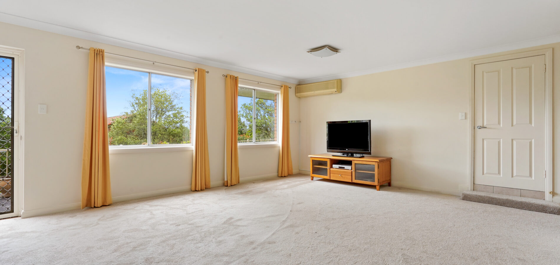 Sold - 31 Wildara Avenue - New Property in West Pennant Hills - Real Estate by Mark Vinogradov