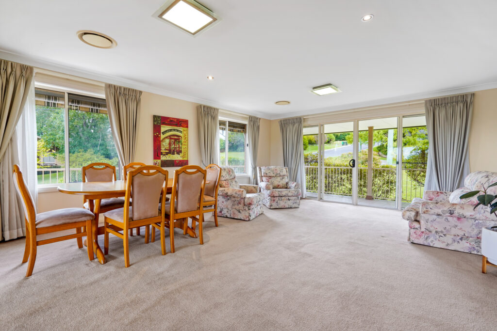 Sold - 31 Wildara Avenue - New Property in West Pennant Hills - Real Estate by Mark Vinogradov
