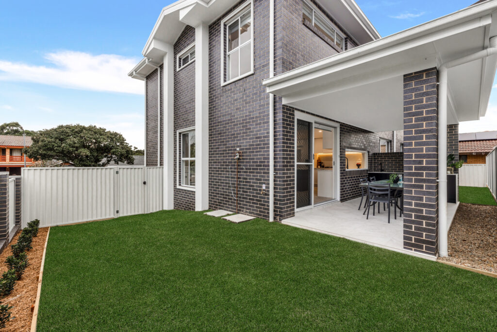 40 Molyneaux Avenue, Kings Langley NSW 2147 - photo 17