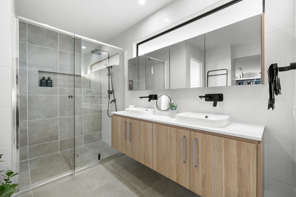 Sold - 5 Scotch Way - New Property in Gables - Real Estate by 