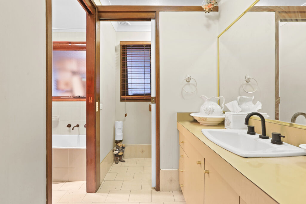 Sold - 48-64 Sirius Place - New Property in Berkshire Park - Real Estate by Greg Vincent