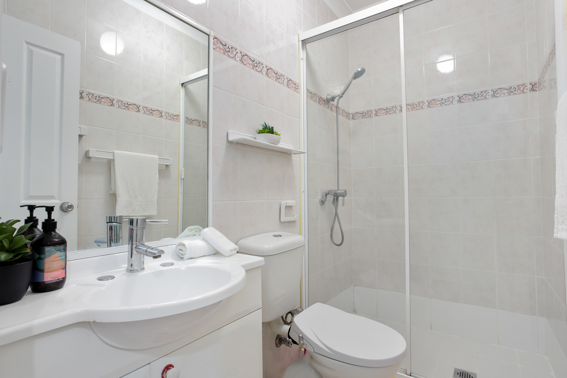 Sold - 5/196-198 Burnett Street - New Property in Mays Hill - Real Estate by Danny Le