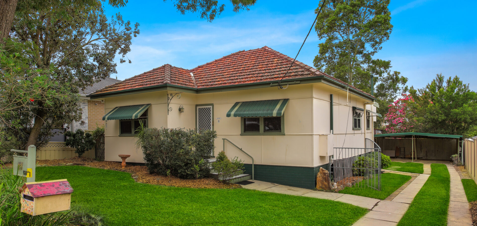 Sold - 19 Binalong Road - New Property in Pendle Hill - Real Estate by Kim McChlery