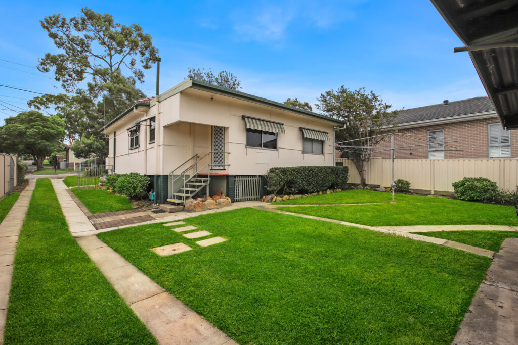 Sold - 19 Binalong Road - New Property in Pendle Hill - Real Estate by Kim McChlery