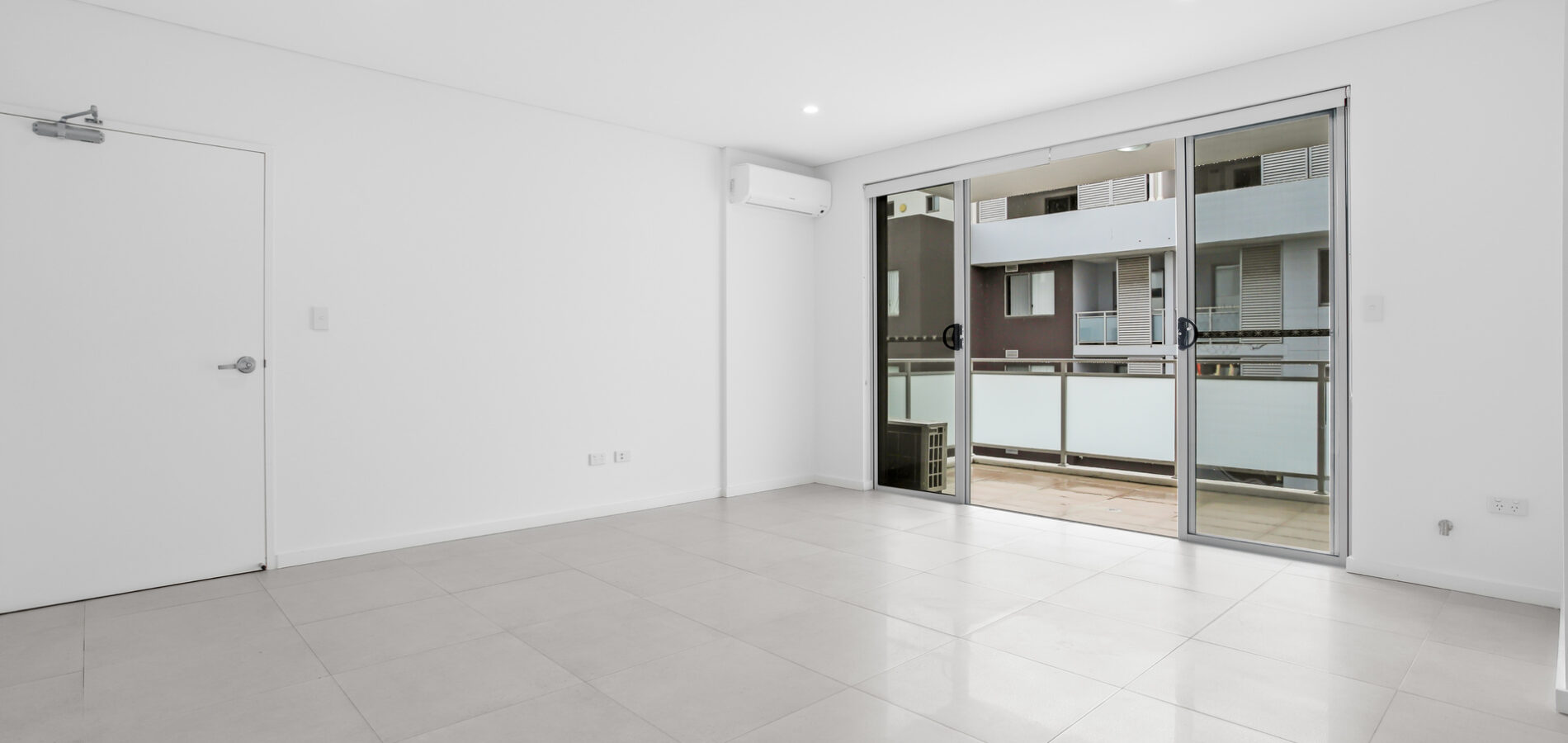 15/66 Essington Street, Wentworthville NSW 2145 - photo 2