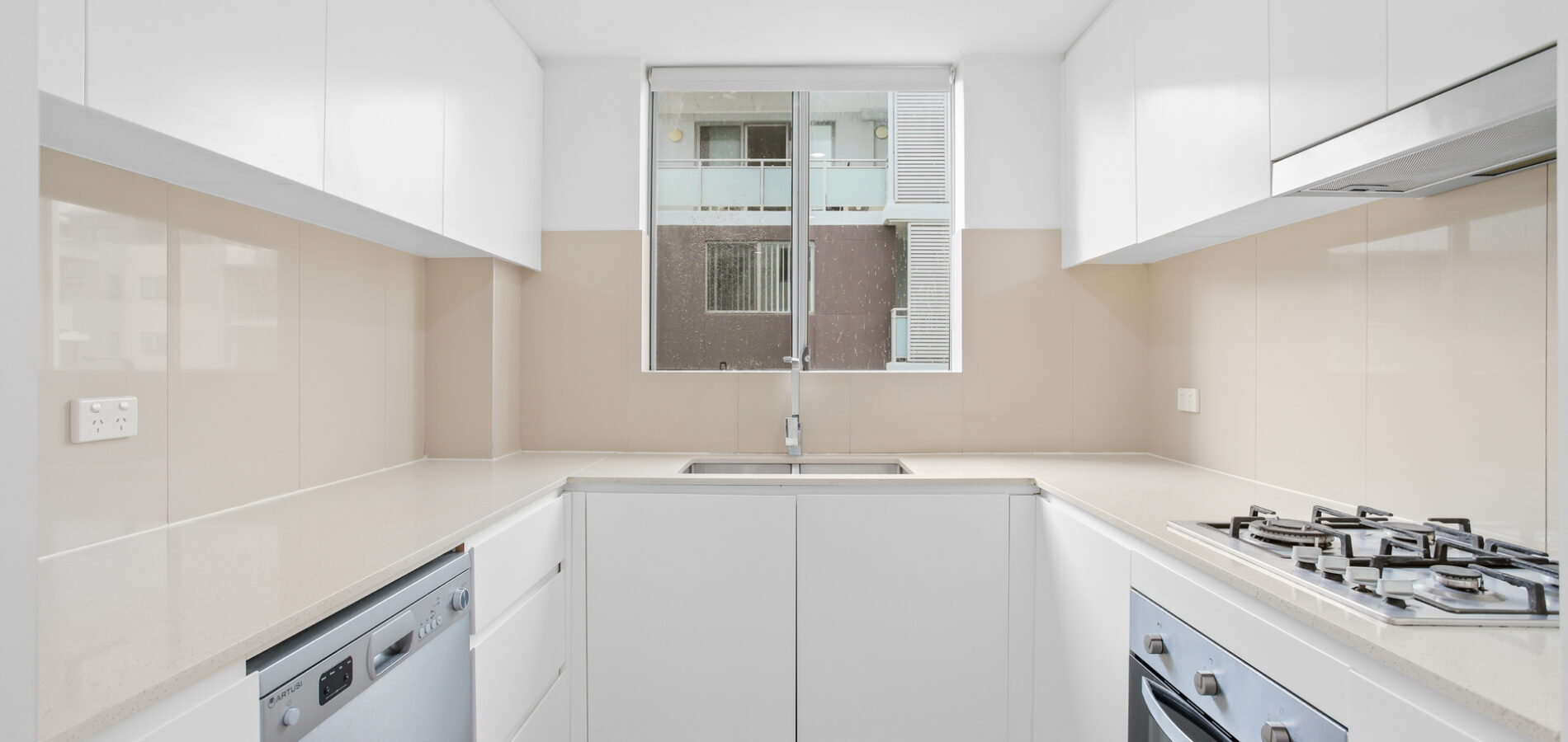 15/66 Essington Street, Wentworthville NSW 2145 - photo 4