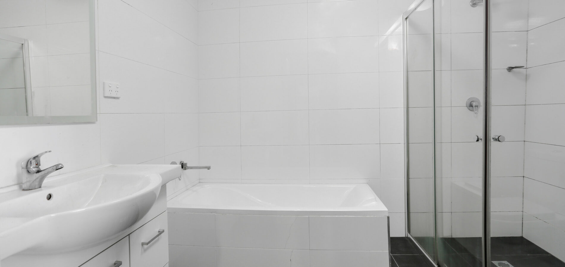 Sold - 18/2-4 Belinda Place - New Property in Mays Hill - Real Estate by Sam Dalgliesh