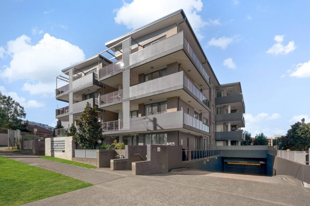 Sold - 18/2-4 Belinda Place - New Property in Mays Hill - Real Estate by Sam Dalgliesh
