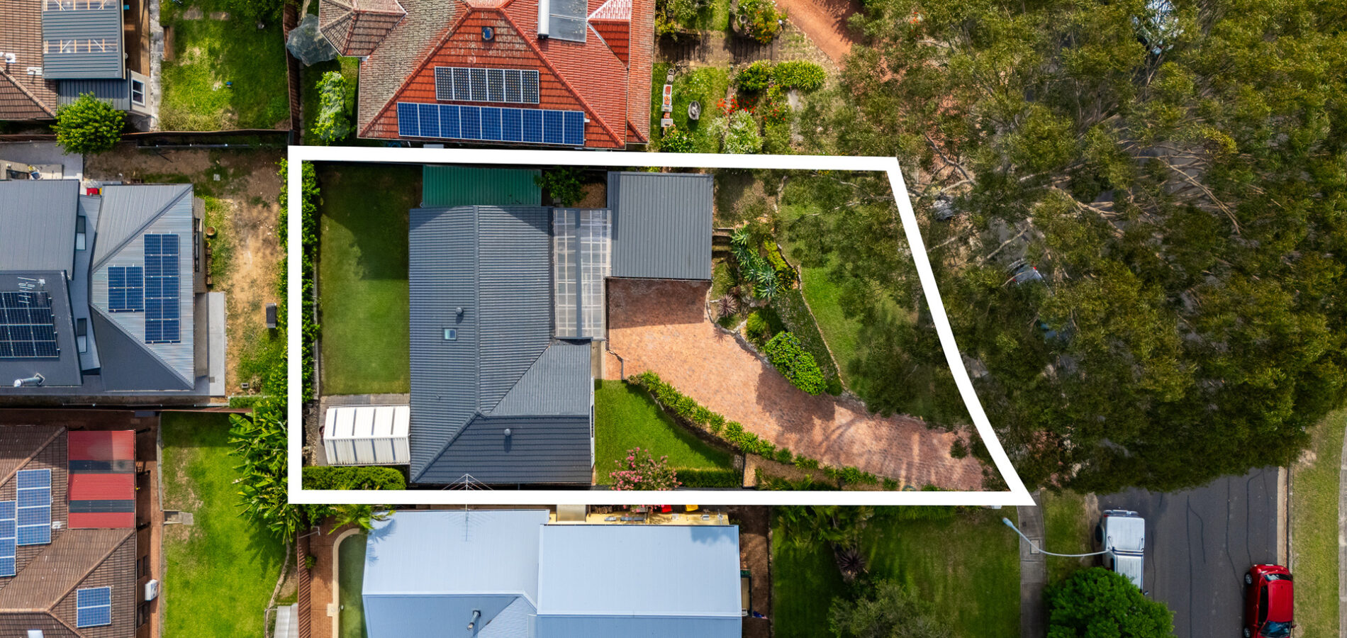 Sold - 42 Solomon Avenue - New Property in Kings Park - Real Estate by Cindy Luu