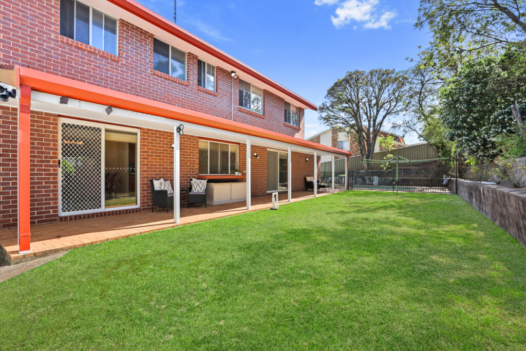 Sold - 2 Coolock Crescent - New Property in Baulkham Hills - Real Estate by Stephen Lord