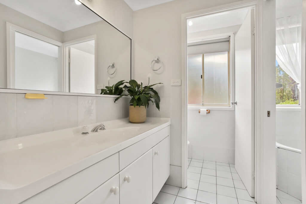 22 Broad Street, Prospect NSW 2148 - photo 13