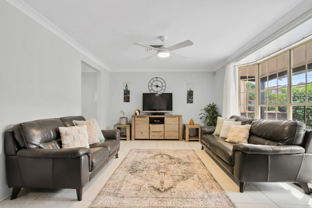 22 Broad Street, Prospect NSW 2148 - photo 3