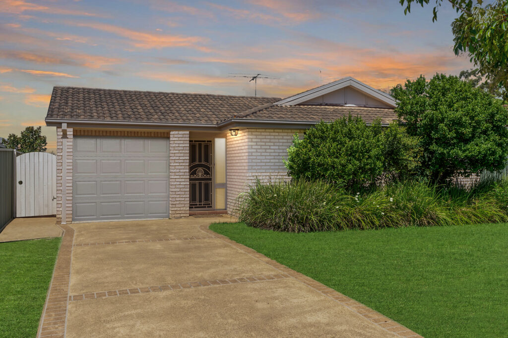 Sold - 6 Wolara Avenue - New Property in Glenmore Park - Real Estate by Brett Humby