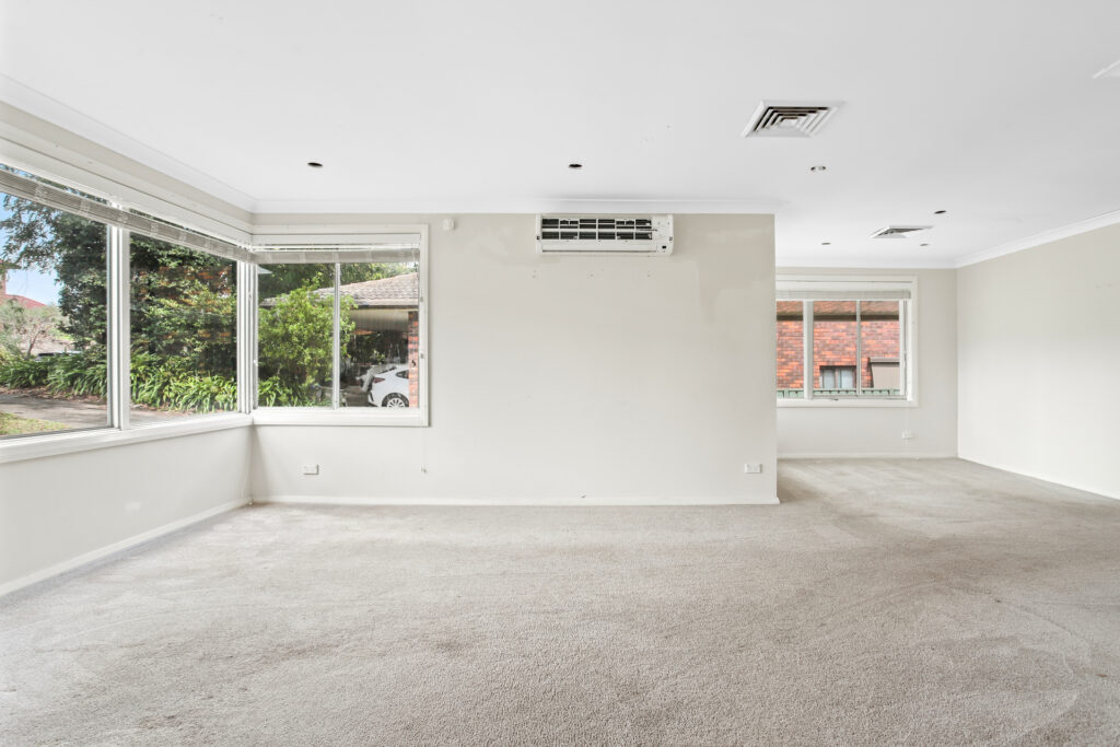 Sold - 35 Deptford Avenue - New Property in Kings Langley - Real Estate by Kim McChlery