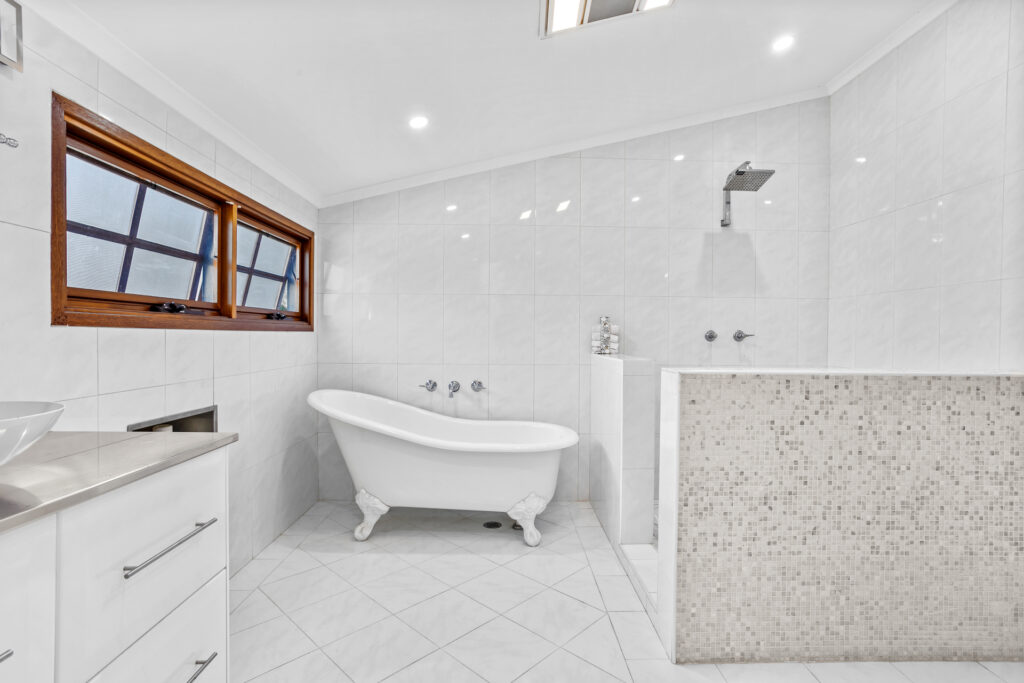Sold - 32 Glenhaven Road - New Property in Glenhaven - Real Estate by David Choy