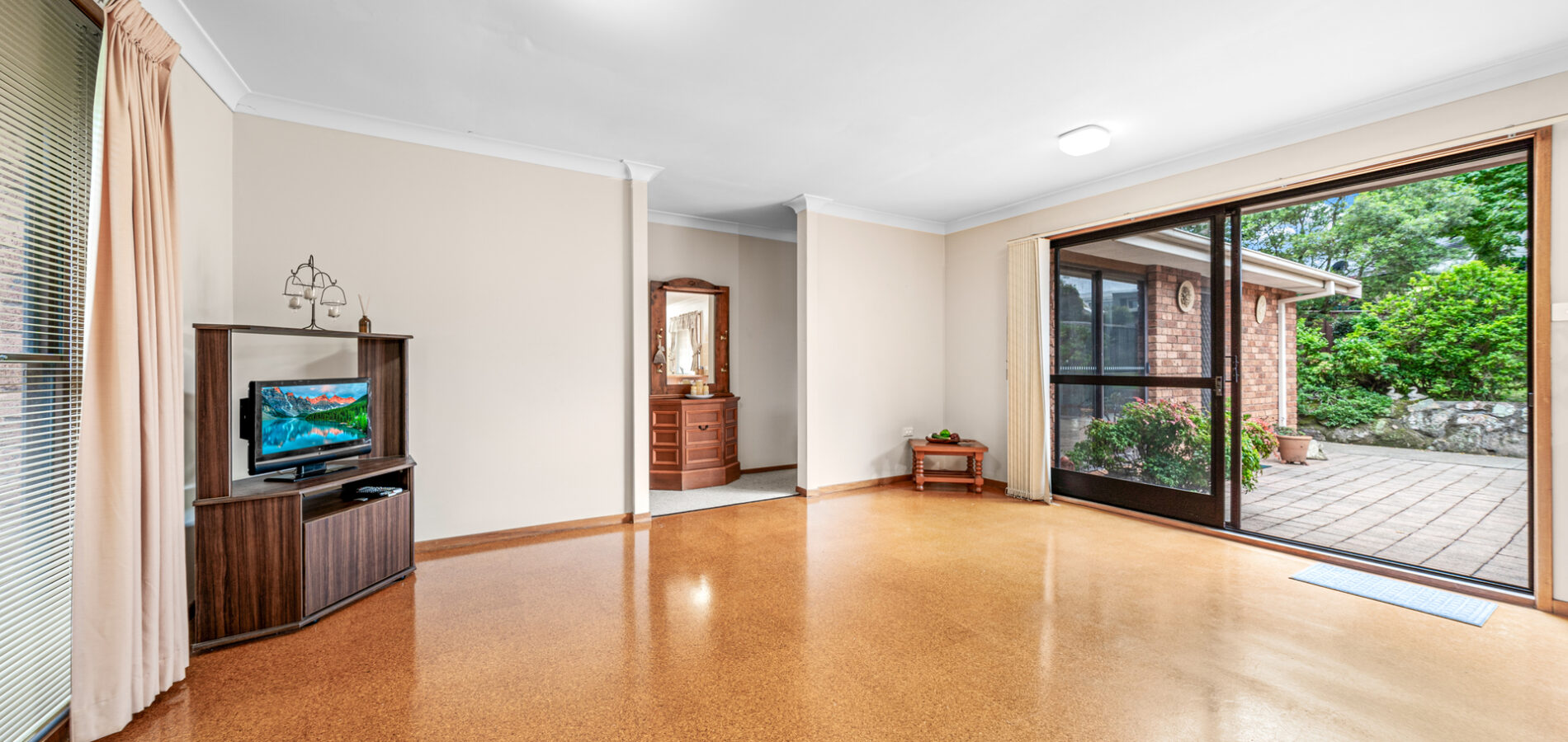 Sold - 33 Glenrowan Avenue - New Property in Kellyville - Real Estate by Corie Sciberras