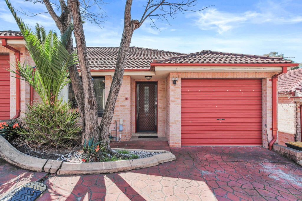 Sold - 5/6 Ettalong Road - New Property in Greystanes - Real Estate by Ritesh Nayak