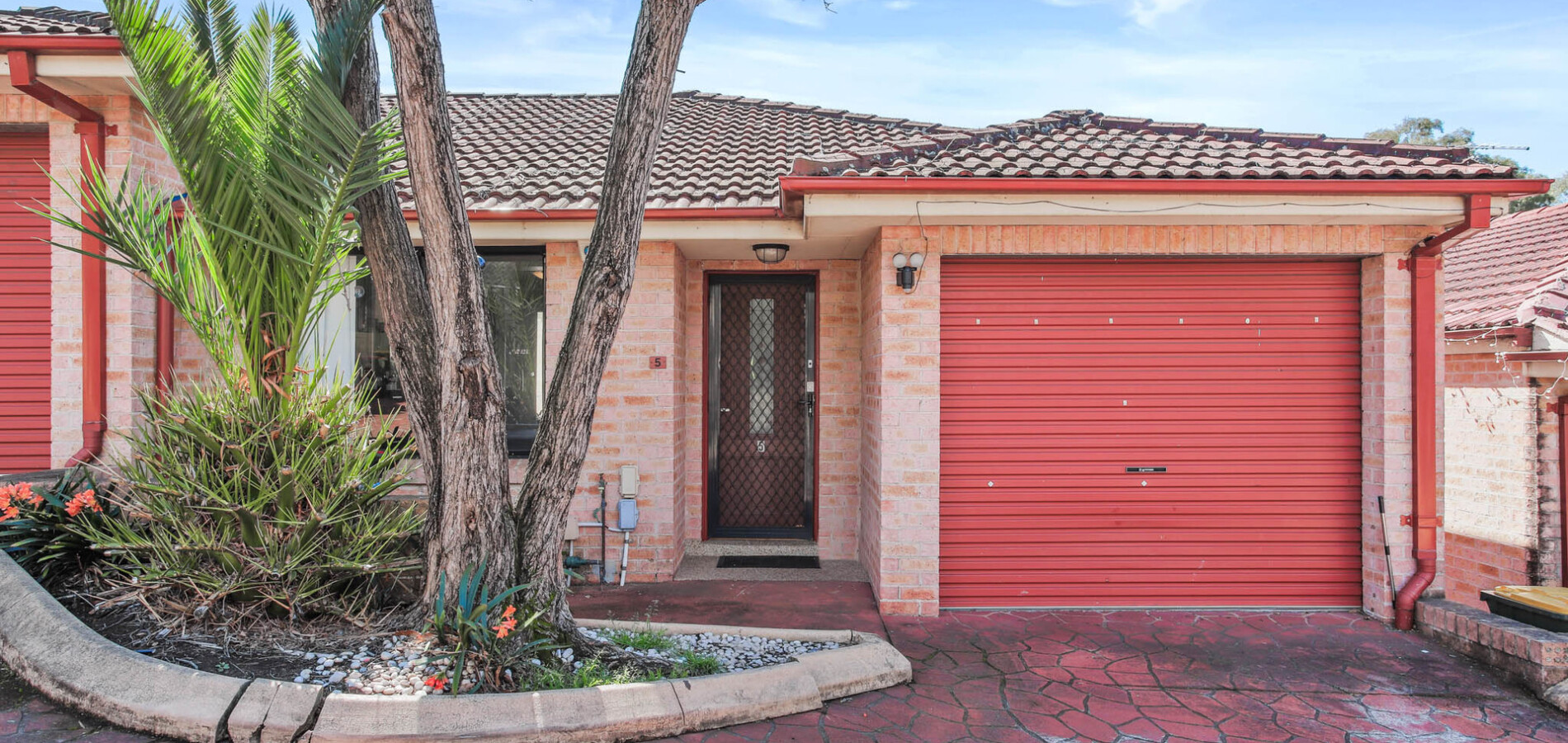 Sold - 5/6 Ettalong Road - New Property in Greystanes - Real Estate by Ritesh Nayak