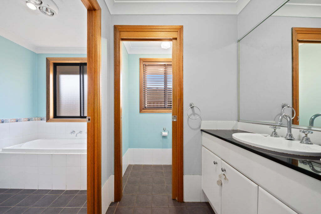 Sold - 8 Pecos Place - New Property in Seven Hills - Real Estate by Joel Hollings