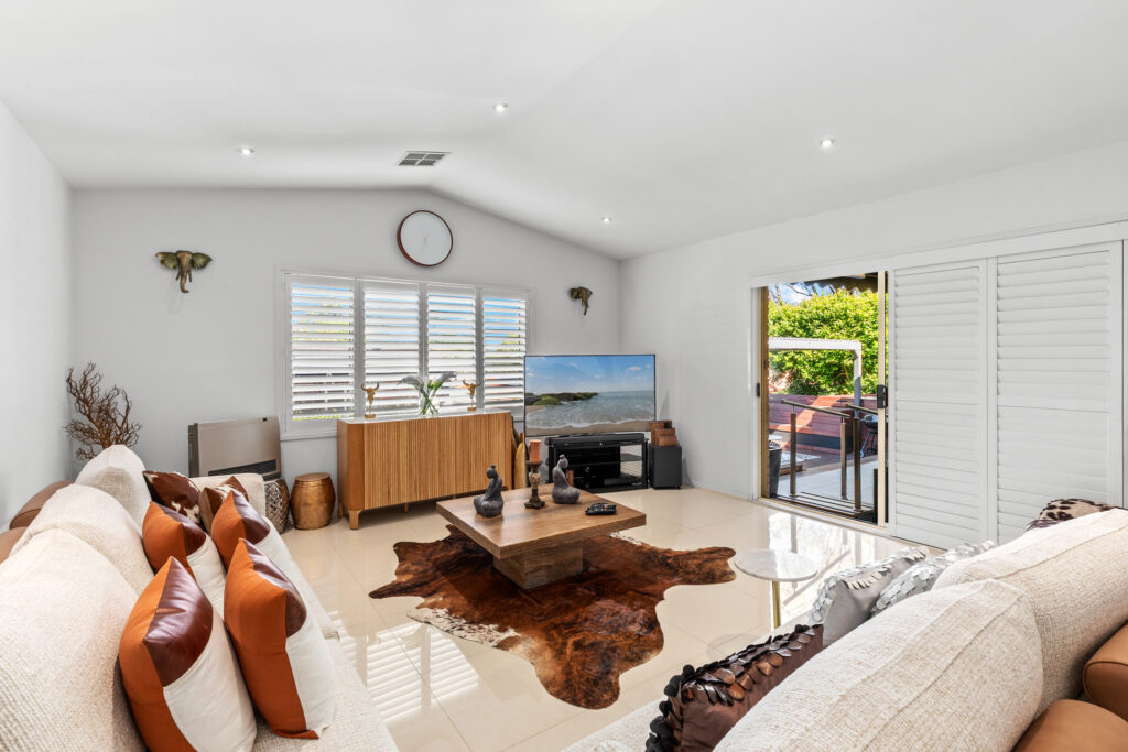 Sold - 9 Crestreef Drive - New Property in Acacia Gardens - Real Estate by Ruma Mundi