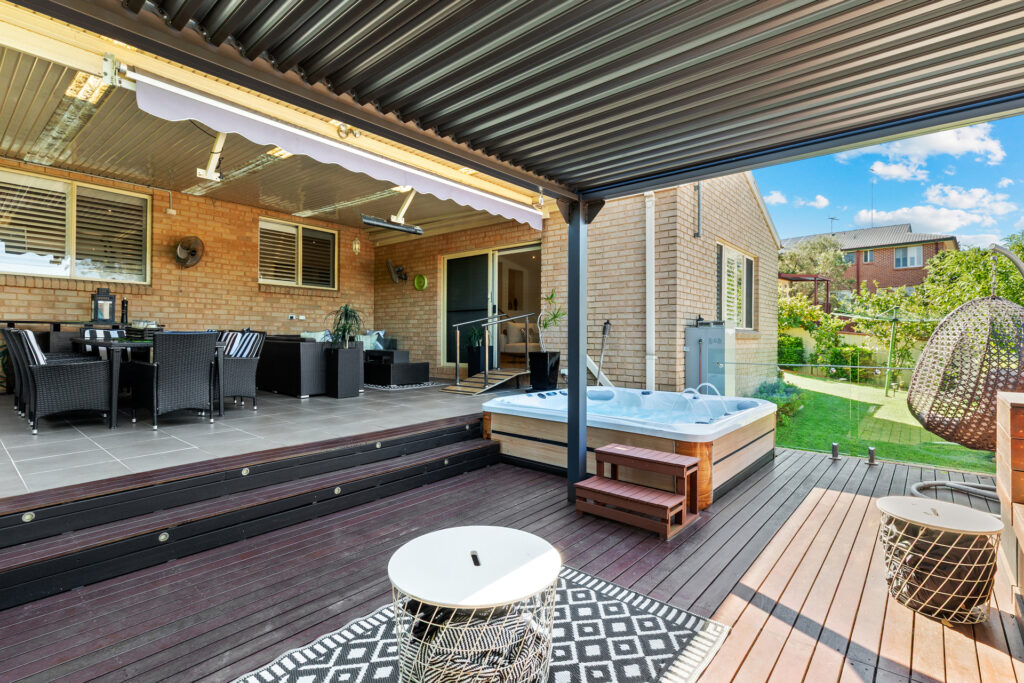 Sold - 9 Crestreef Drive - New Property in Acacia Gardens - Real Estate by Ruma Mundi