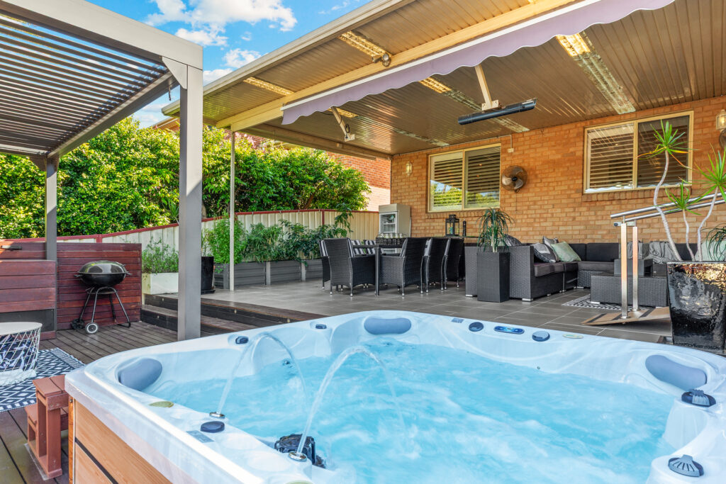 Sold - 9 Crestreef Drive - New Property in Acacia Gardens - Real Estate by Ruma Mundi