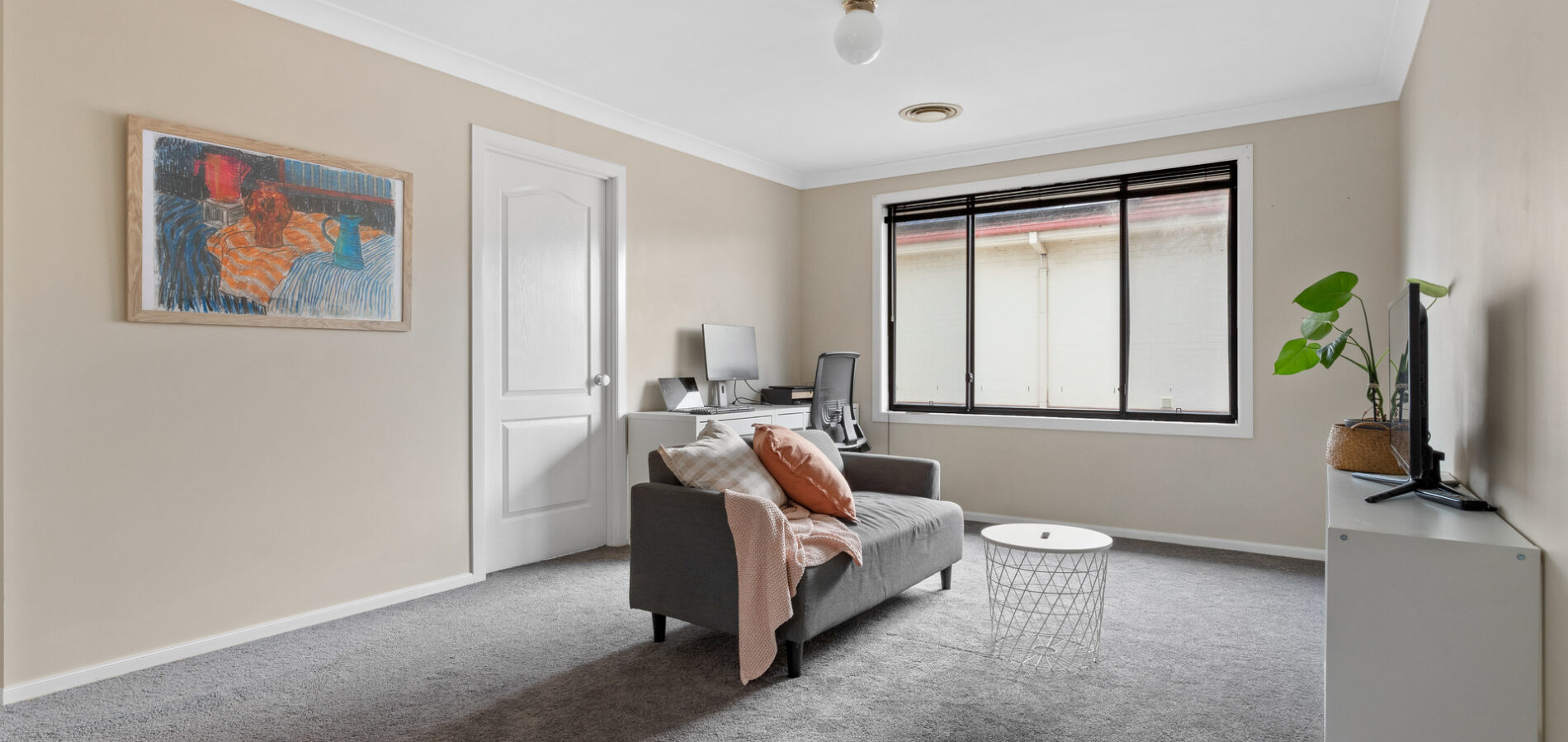 Sold - 21 Laurina Way - New Property in Glenwood - Real Estate by Sam Dalgliesh