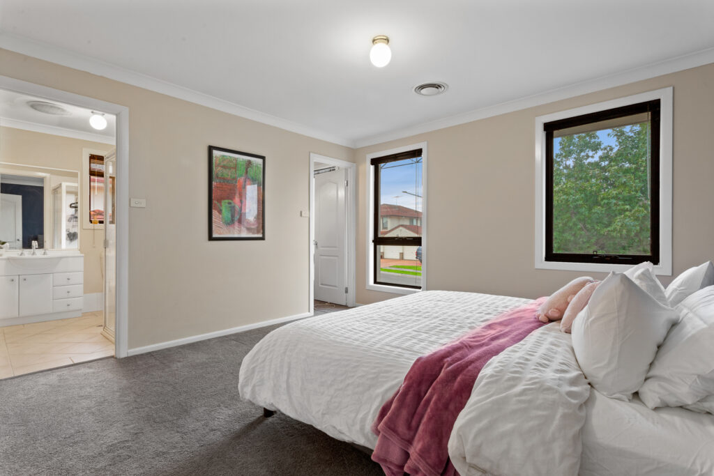 Sold - 21 Laurina Way - New Property in Glenwood - Real Estate by Sam Dalgliesh