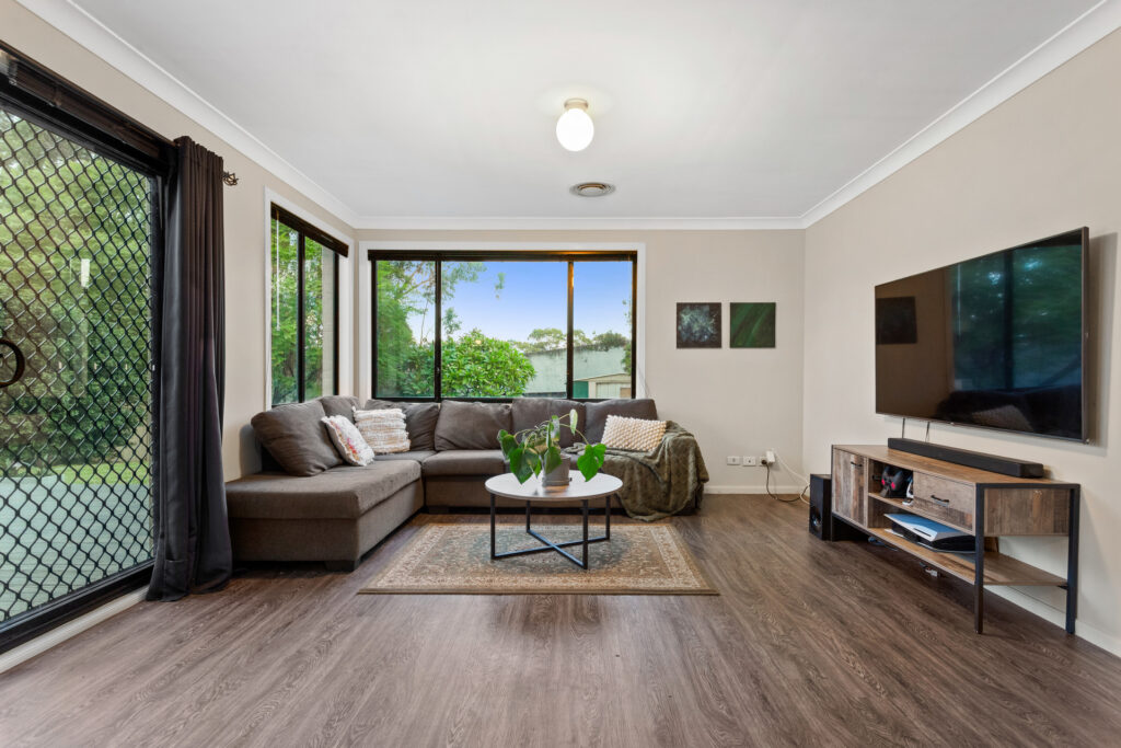 Sold - 21 Laurina Way - New Property in Glenwood - Real Estate by Sam Dalgliesh
